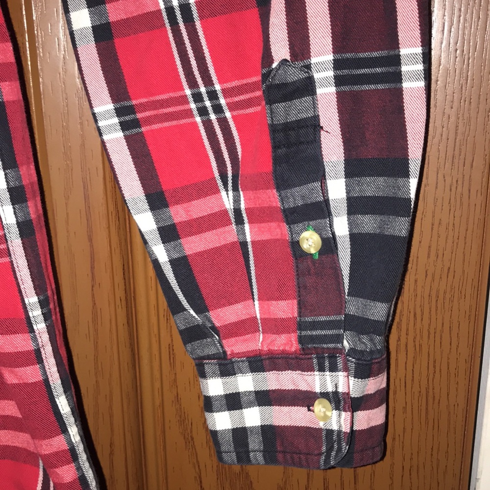 Vintage Tommy Hilfiger Red & Black Plaid Shadow Check Button Down Flannel Shirt - Picture 9 of 12